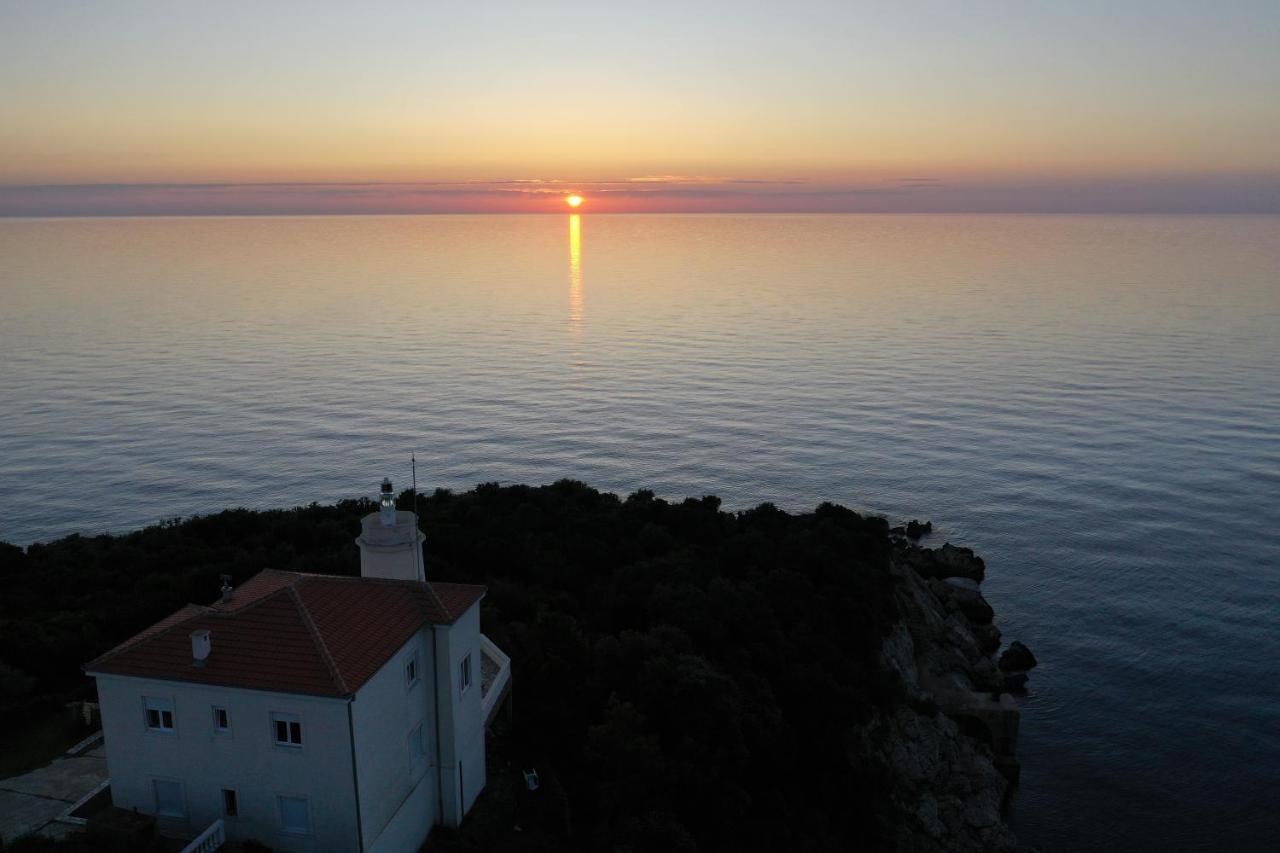 Pirate Backpackers Hostel Ulcinj Exterior photo